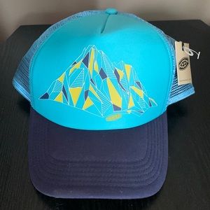 Women’s keen hat blue new attacks